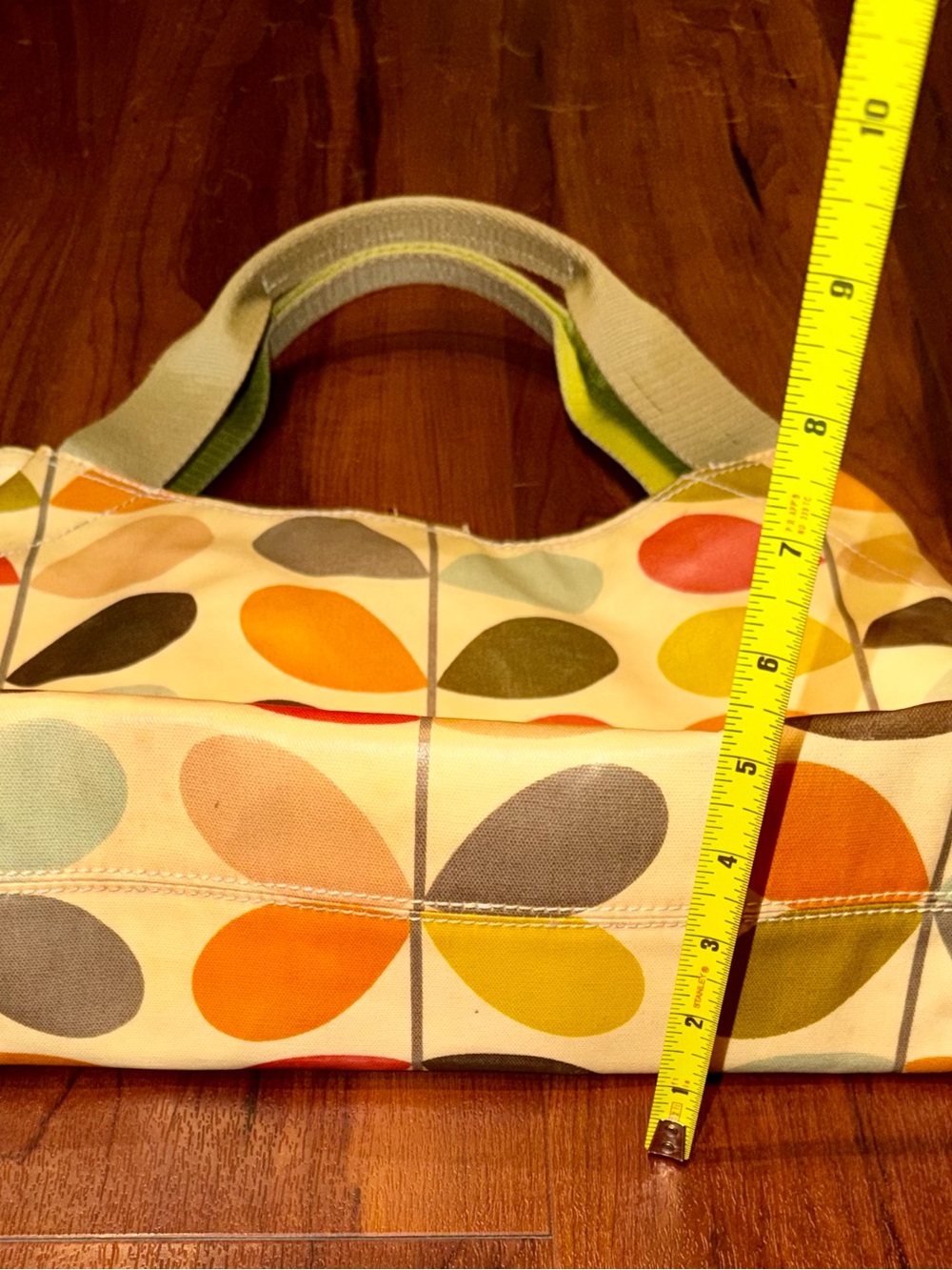 Orla Kiely Classic Multi Stem Shoulder Bag featuring a signature colorful leaf - Picture 15 of 15
